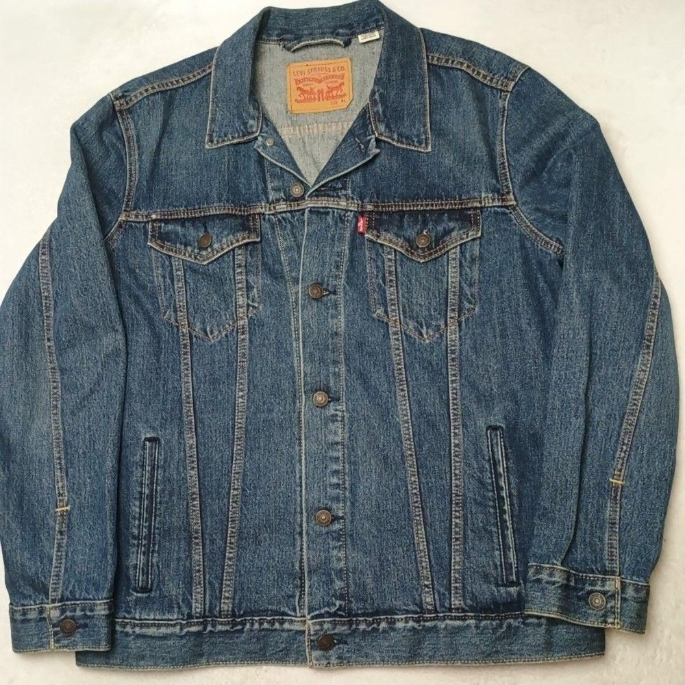 Levis Denim Trucker Jacket Mens XL Blue Type 3 Pockets Metal Button Front Work